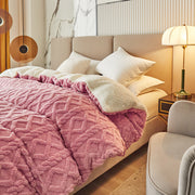 Dubbelsidig mjukpläd med flätmönster – bild 3